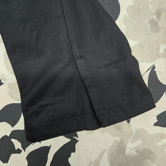 VINCE CAMUTO | Black Cropped Capri/Ankle Pants sz 6 - Picture 8 of 8